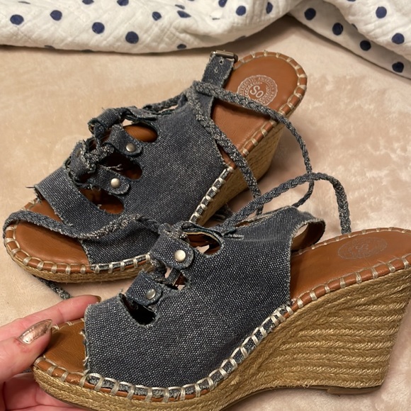 Cute wedges - Picture 2 of 5